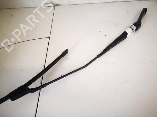 Used Front windshield wiper arm Front windshield wiper arm 32581657 32581657
