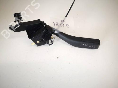 Used Warning switch Warning switch VW GOLF V (1K1) 1.4 16V (80 hp) 35205158 35205158