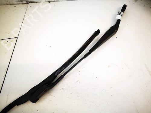 Used Front windshield wiper arm Front windshield wiper arm 32579456 32579456