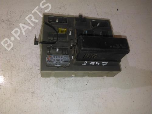 fuse-box-ford-focus-i-daw-dbw-1998-1999-2000-2001-2002-2003-2004-2005-2006-2007-2008-2009-33482472 main image