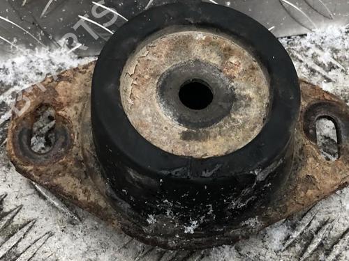 Used Engine mount Engine mount MITSUBISHI SPACE RUNNER MPV (N1_W, N2_W) 2.0 TD (N18W) (82 hp) 33499205 33499205