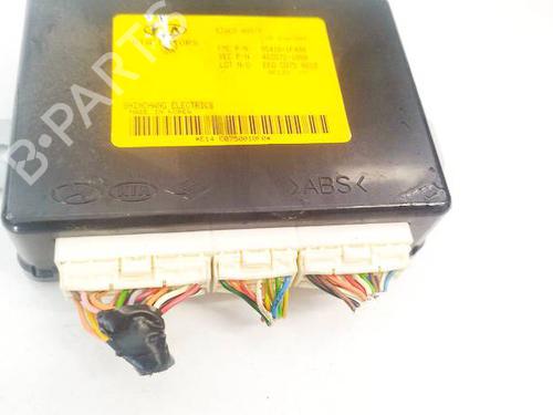 Used Electronic module Electronic module KIA SPORTAGE II (JE_, KM_) 2.0 i 16V (141 hp) 36759311 36759311