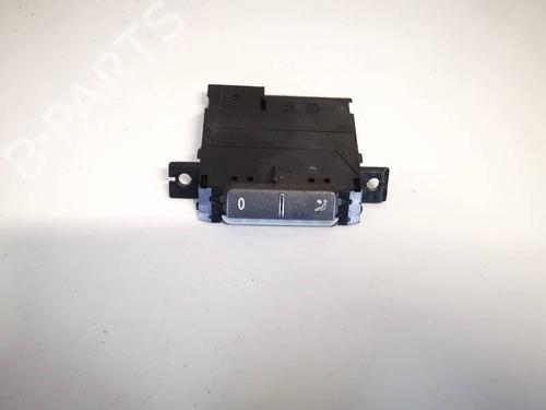 climate-control-vw-phaeton-3d1-3d2-3d3-3d4-3d6-3d7-3d8-3d9-2002-2003-2004-2005-2006-2007-2008-2009-2010-2011-2012-2013-2014-2015-2016-35205783 main image