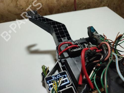 Fuse box FORD MONDEO III (B5Y) 2.0 16V | BP32571452E1 - Image 3