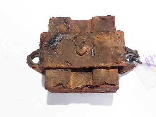 Used Engine mount Engine mount MAZDA 3 (BK) 1.6 DI Turbo (109 hp) 32890536 32890536