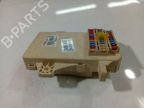 Used Fuse box Fuse box 37278721 37278721
