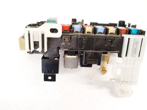 Fuse box TOYOTA MATRIX (_E13_) 1.8 VVTi (ZZE132, ZZE134) | BP38737998E1 - Image 2