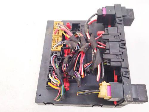 Used Fuse box VW PASSAT B6 (3C2) 2.0 TFSI (200 hp) 32575723
