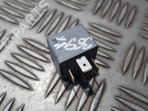 Used Electronic sensor Electronic sensor VW GOLF IV (1J1) 1.9 TDI (90 hp) 33497610 33497610