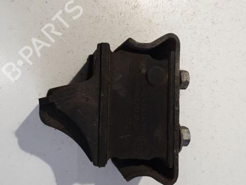Used Engine mount Engine mount MERCEDES-BENZ SPRINTER 2-t Bus (B901, B902) 212 D (902.471, 902.472) (122 hp) 32571798 32571798