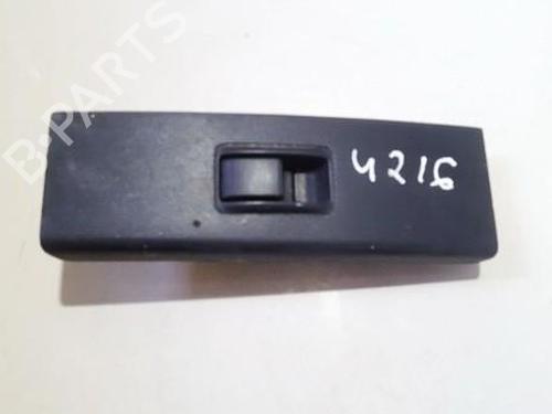 Used Switch Switch TOYOTA COROLLA Verso (ZER_, ZZE12_, R1_) 2.2 D-4D (AUR10_, AUR10R) (136 hp) 33508732 33508732