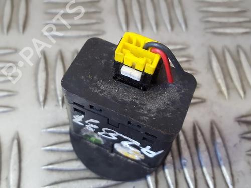 Switch KIA CEE'D Hatchback (ED) 1.6 CRDi 128 | BP33496212I30 - Image 2