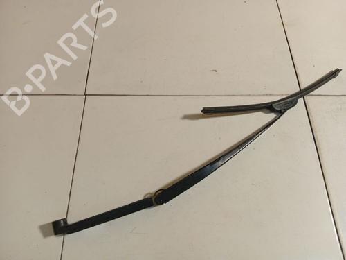 Used Front windshield wiper arm Front windshield wiper arm 37597787 37597787
