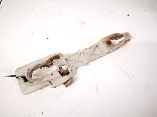 front-left-exterior-door-handle-hyundai-santa-fe-ii-cm-2005-2006-2007-2008-2009-2010-2011-2012-2013-2014-2015-35396837 main image