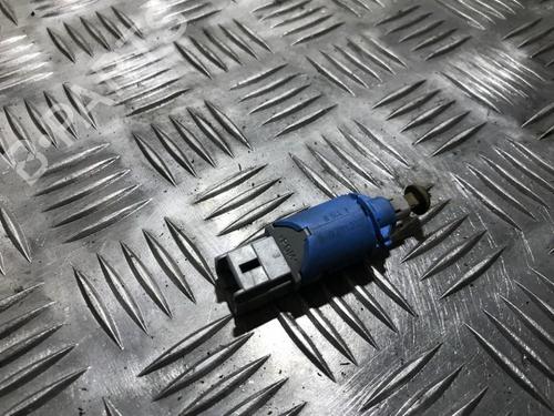 Used Electronic module Electronic module RENAULT SCÉNIC II (JM0/1_) 1.9 dCi (JM0G, JM12, JM1G, JM2C) (120 hp) 35668545 35668545