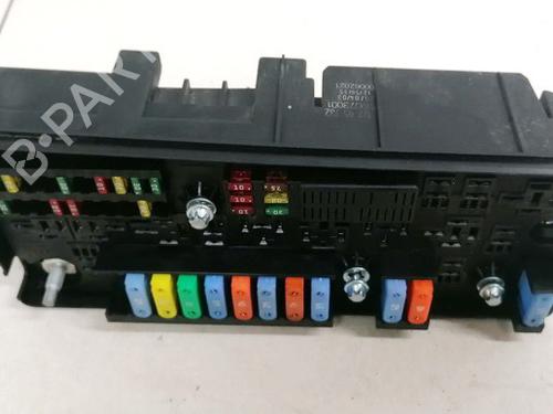 Used Fuse box SAAB 9-3 (YS3F, E79, D79, D75) 2.2 TiD (125 hp) 33082448