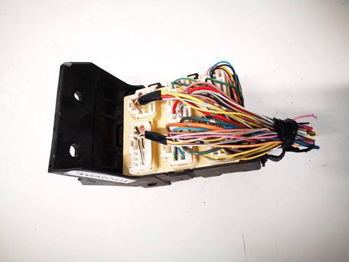 Used Fuse box Fuse box TOYOTA COROLLA Verso (ZER_, ZZE12_, R1_) 2.2 D-4D (AUR10_, AUR10R) (177 hp) 32971893 32971893