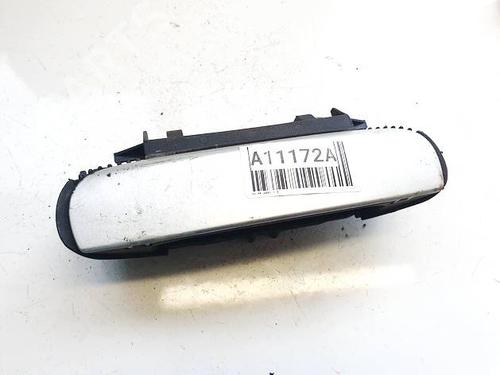 front-left-exterior-door-handle-audi-a4-b6-8e2-2000-2001-2002-2003-2004-2005-34813054 main image