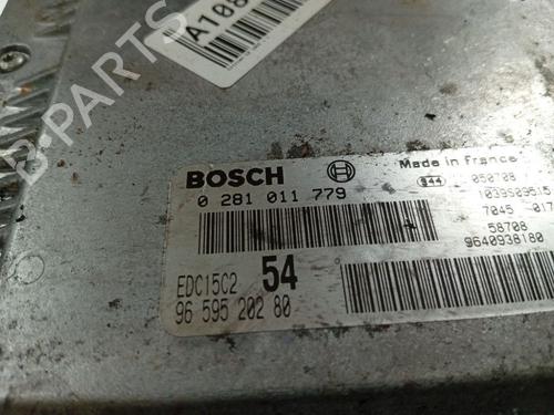 Engine control unit (ECU) CITROËN C8 (EA_, EB_) 2.2 HDi | BP32532107M57
