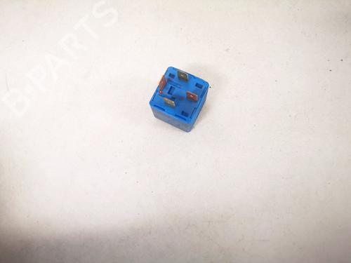 Electronic sensor HYUNDAI SANTA FÉ I (SM) 2.0 CRDi 4x4 | BP33085941M84 - Image 2