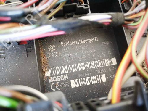 Fuse box VW GOLF V (1K1) 2.0 TDI | BP32953832E1 - Image 2