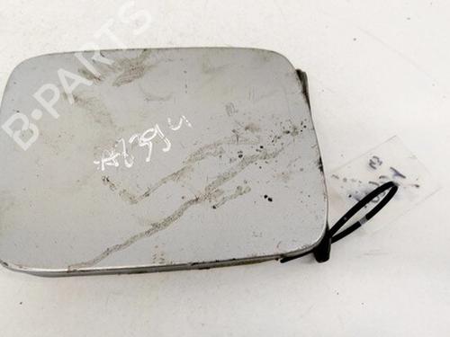 fuel-flap-nissan-primera-hatchback-p12-2002-35394351 main image
