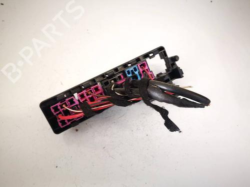 Fuse box SKODA OCTAVIA II (1Z3) 1.9 TDI | BP32555323E1 - Image 2