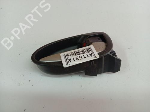 Højre fortil invendig håndtag Højre fortil invendig håndtag TOYOTA YARIS (_P9_) 1.4 D-4D (NLP90_, NLP90R) (90 hp) 36896097 36896097