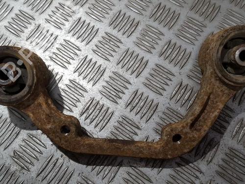 Used Engine mount Engine mount NISSAN X-TRAIL I (T30) 2.2 dCi 4x4 (136 hp) 33503998 33503998