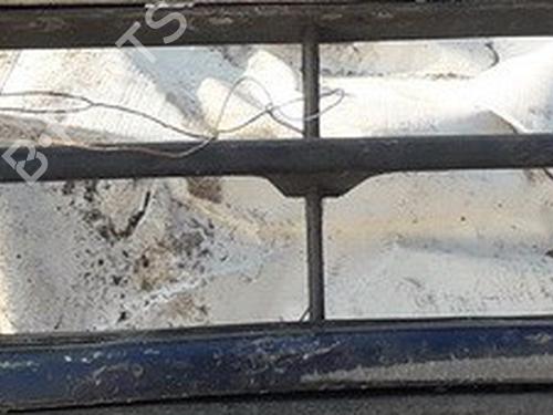 Used Grille Grille 35589981 35589981