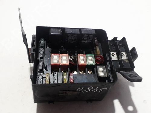 Used Fuse box Fuse box JAGUAR S-TYPE II (X200) 2.7 D (207 hp) 33526427 33526427