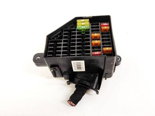 fuse-box-vw-passat-b6-3c2-2005-2006-2007-2008-2009-2010-2011-32935959 main image