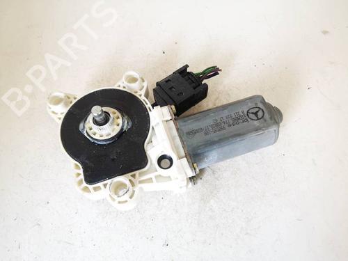 Used Right front window motor Right front window motor MERCEDES-BENZ C-CLASS (W203) C 200 Kompressor (203.042) (163 hp) 35083200 35083200