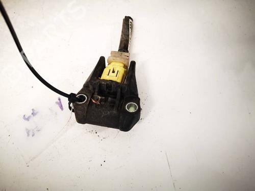 Used Electronic module Electronic module TOYOTA RAV 4 II (_A2_) 2.0 D 4WD (CLA20_, CLA21_, CLA20R, CLA21R) (116 hp) 33098057 33098057