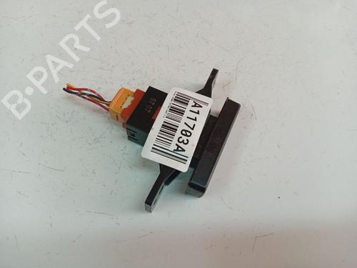 Warning switch SUZUKI GRAND VITARA II (JT, TE, TD) 2.0 All-wheel Drive (TD54V, JB420) | BP39222144I22 - Image 3