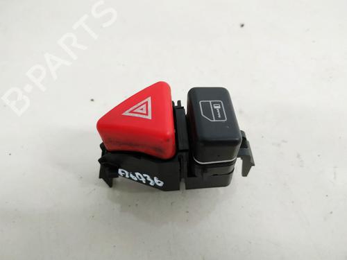 Used Warning switch Warning switch MERCEDES-BENZ A-CLASS (W168) A 140 (168.031, 168.131) (82 hp) 35563400 35563400
