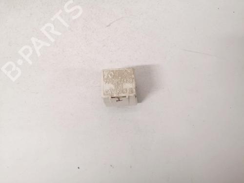 Used Electronic sensor Electronic sensor RENAULT LAGUNA I (B56_, 556_) 3.0 (B56E, B565, B56R) (167 hp) 32890885 32890885