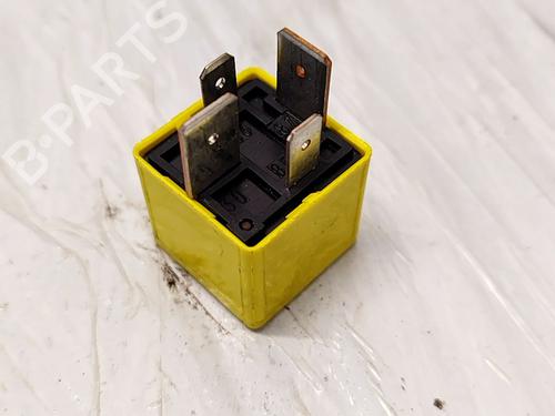 Electronic sensor OPEL SIGNUM Hatchback (Z03) 2.2 DTI (F48) | BP33009086M84 - Image 2