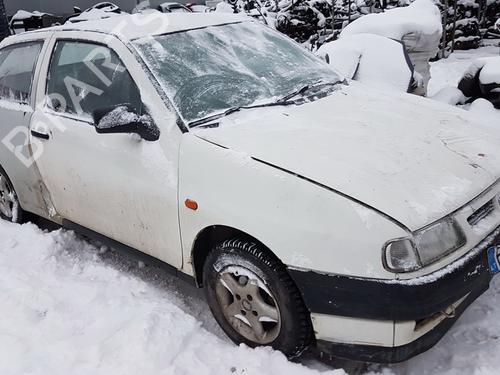 Brugte SEAT IBIZA II (6K1) 1.9 D (68 hp) 4476725