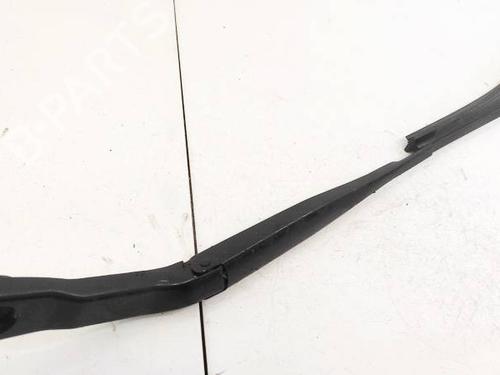Used Front windshield wiper arm OPEL MERIVA A MPV (X03) 1.4 16V Twinport (E75) (90 hp) 32953134