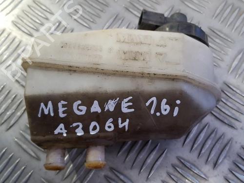 Used Brake fluid reservoir Brake fluid reservoir 35671936 35671936