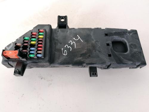 Used Fuse box SAAB 9-3 (YS3F, E79, D79, D75) 1.9 TiD (120 hp) 33085607
