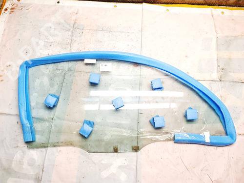 Used Front right door window Front right door window MAZDA 323 II Hatchback (BD) 1.5 (BD105) (88 hp) 35506764 35506764