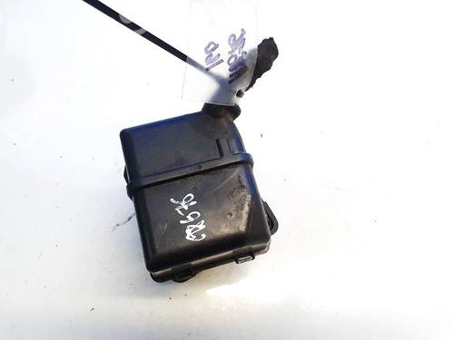 Used Fuse box Fuse box VW GOLF V (1K1) 1.9 TDI (105 hp) 32927165 32927165