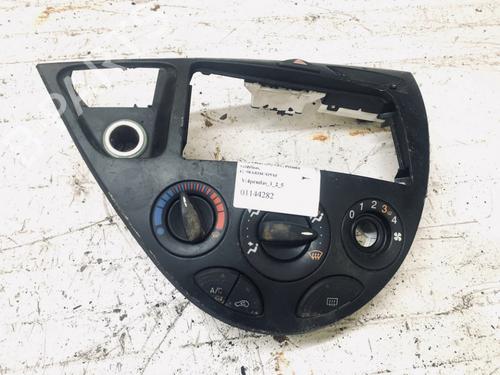 Used Climate control Climate control FORD FOCUS I (DAW, DBW) 1.8 Turbo DI / TDDi (90 hp) 35599162 35599162