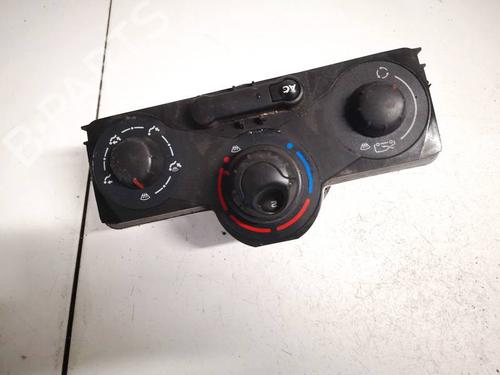 Used Climate control Climate control RENAULT KANGOO Express (FW0/1_) 1.5 dCi 70 (FW0A, KW0V) (68 hp) 35141973 35141973