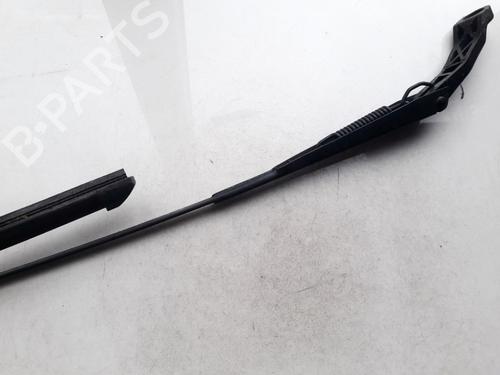 Used Front windshield wiper arm Front windshield wiper arm ROVER 400 II Hatchback (RT) 420 Di (105 hp) 33518311 33518311
