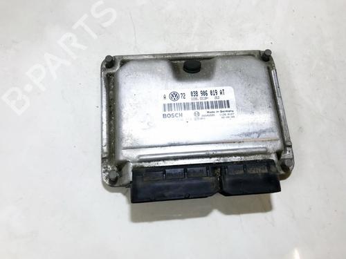 Used Engine control unit (ECU) Engine control unit (ECU) VW BORA I (1J2) 1.9 TDI (101 hp) 33073713 33073713
