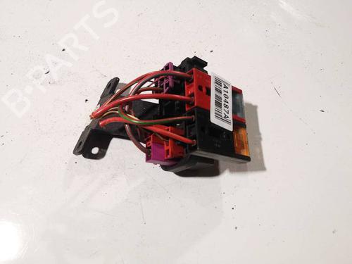 Used Fuse box Fuse box AUDI A6 C5 (4B2, 4B4) 2.5 TDI quattro (180 hp) 33730808 33730808