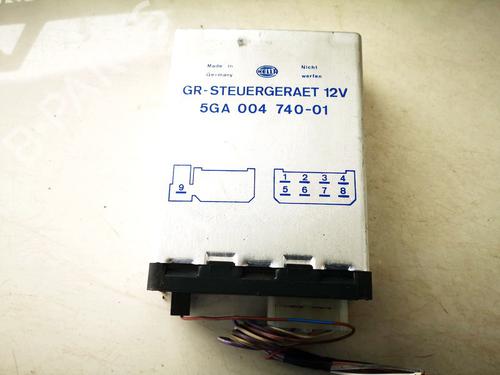 Used Electronic module Electronic module RENAULT LAGUNA I (B56_, 556_) 3.0 (B56E, B565, B56R) (167 hp) 33088668 33088668